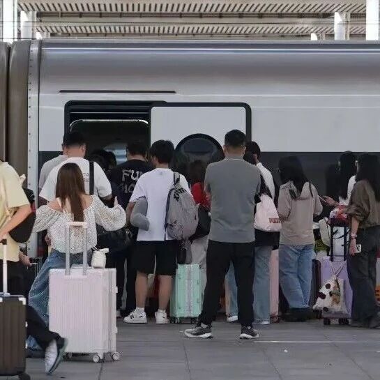 川渝黔联程票今日开售,覆盖63座车站 川渝黔联程票今日开售,覆盖63座车站