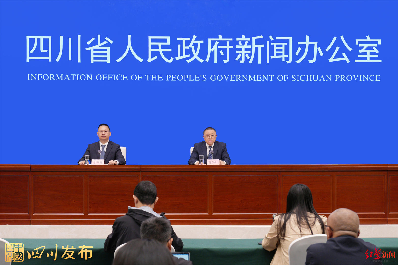 前三季度四川规模以上工业增加值同比增长6.7%,服务机器人等高科技产品增势明显 前三季度四川规模以上工业增加值同比增长6.7%,服务机器人等高科技产品增势明显