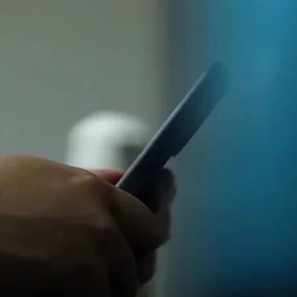妈妈起诉游戏公司,要求返回孩子的充值,结果工作人员多退了33627.6元,她不肯退回,还伪造了AI录音 妈妈起诉游戏公司,要求返回孩子的充值,结果工作人员多退了33627.6元,她不肯退回,还伪造了AI录音