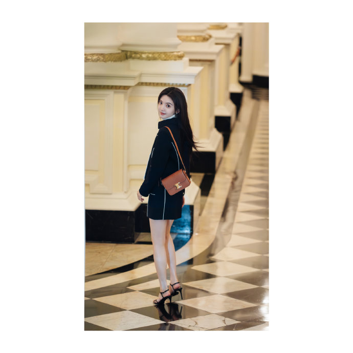 Celine Triomphe值得买吗?好看吗?3个维度说清+FAQ Celine Triomphe值得买吗?好看吗?3个维度说清+FAQ