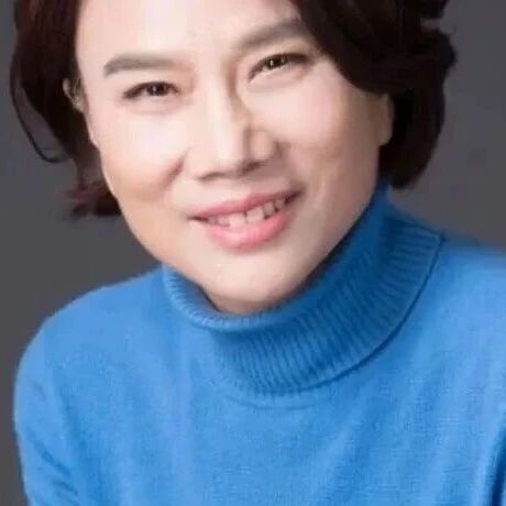72岁董明珠严抓早恋,全网炸锅 72岁董明珠严抓早恋,全网炸锅