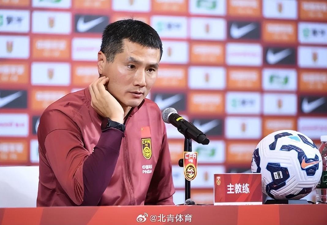 国足亚洲杯小组赛计划开球时间敲定，为国内晚间黄金收视时段，球迷全程无需熬夜观赛