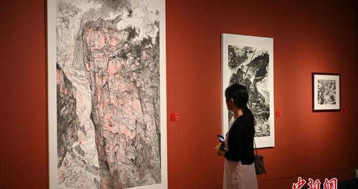 “纪念中国工农红军长征胜利90周年美术书法摄影展”开幕式在穗举行