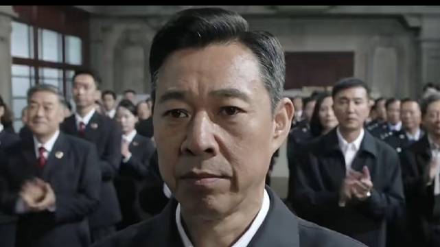 “考公的魅力 这一刻考公的念头达到了顶峰” 人民的名义丨经典影视