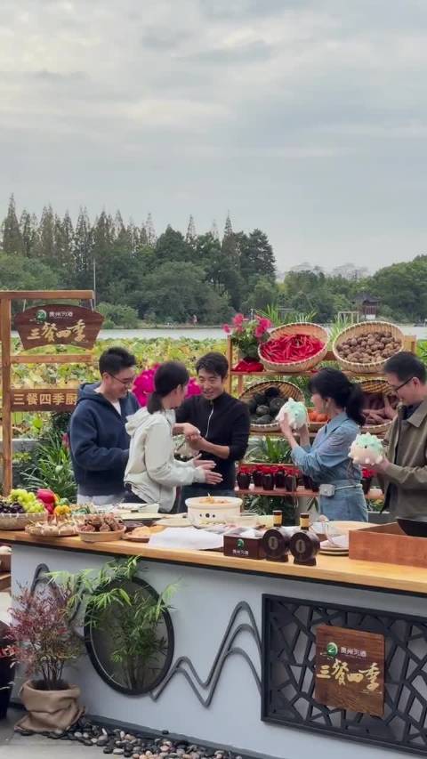 原来你叫豚墩墩啊~可爱~想要