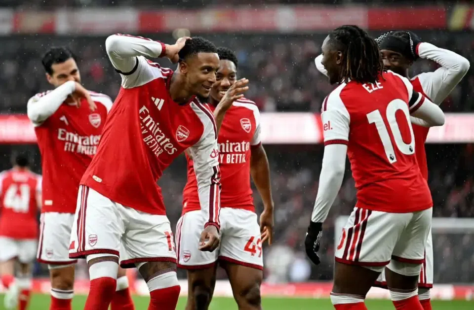 英超：两大铁卫破门 孔萨处子球 阿森纳2-0埃弗顿追平曼城