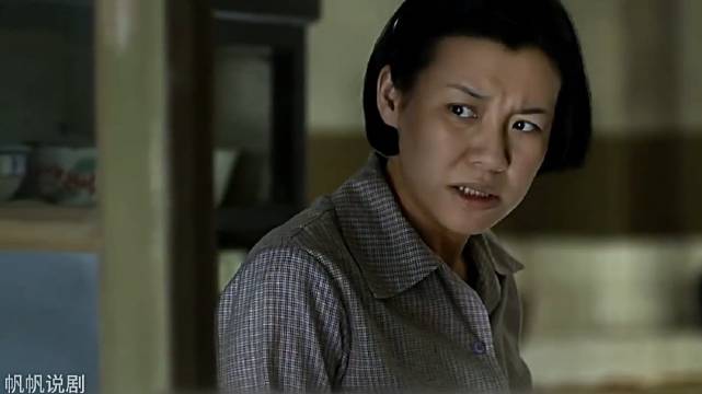 德华听到哥聊别的女人，瞬间大怒…… I