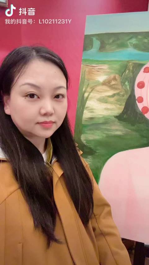 黄智贤星球等艺人账号疑遭盗窃 称不知密码