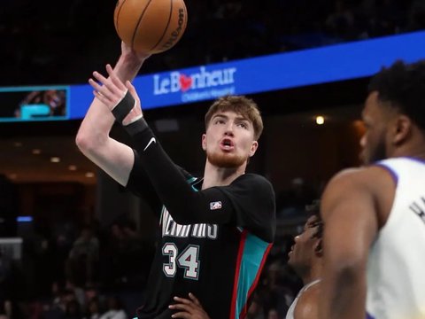 湖人一签一裁！双向合同引进2米13中锋洛夫林 放弃侧翼奥凯雷克
