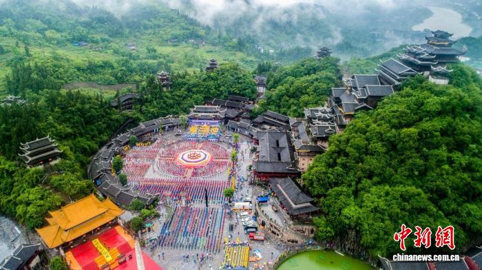 重庆彭水“十五五”谋文旅发展蓝图:品山水、宿苗乡、盼再来 重庆彭水“十五五”谋文旅发展蓝图:品山水、宿苗乡、盼再来