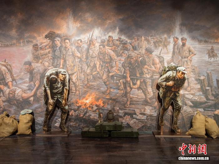 纪念中国工农红军长征胜利90周年主题展在广西南宁开展