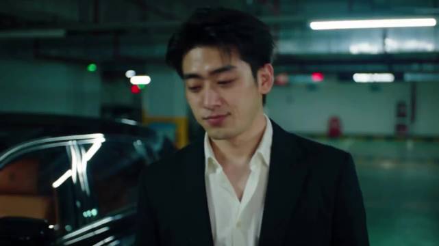 车主遇小偷半夜偷开加满油零违章