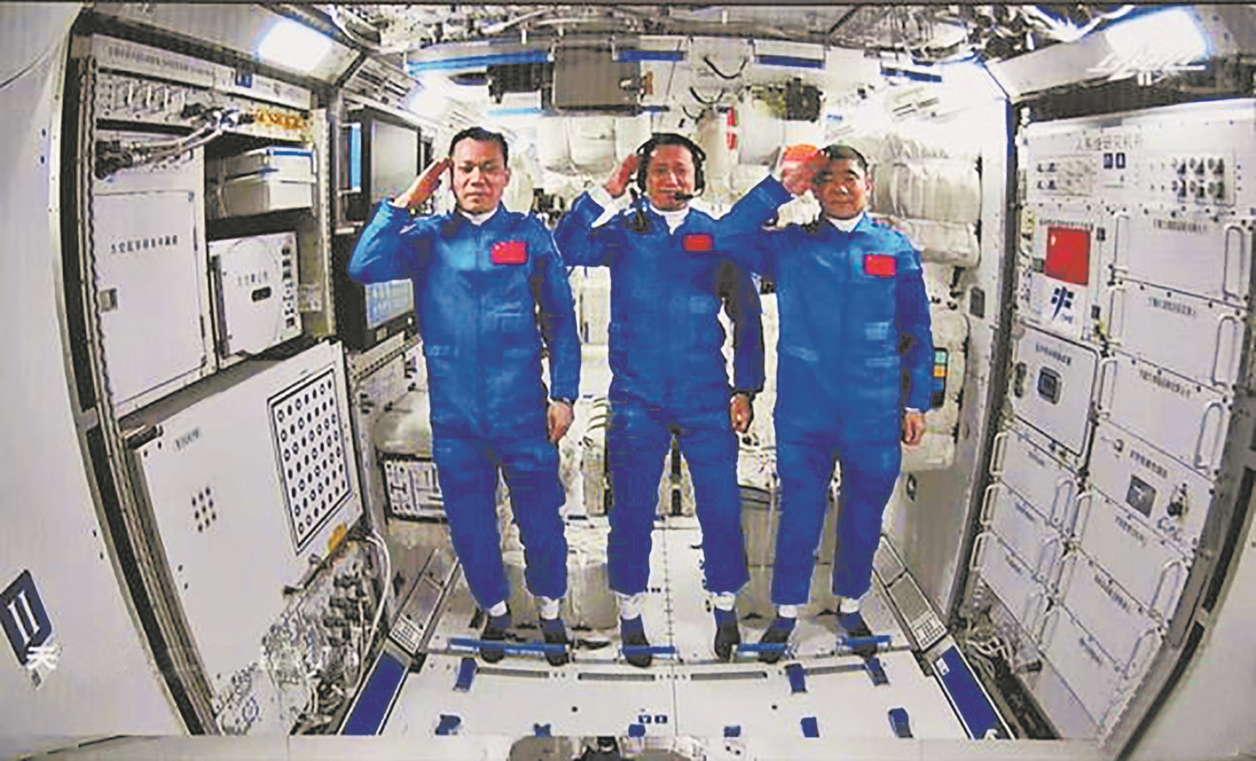 双语热点：详解神舟十二号载人飞船发射