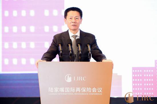 澳门新2现金 - 舒淇惊艳红毯摘得影后,老干部霍建华成Hugo Boss中国区代言
