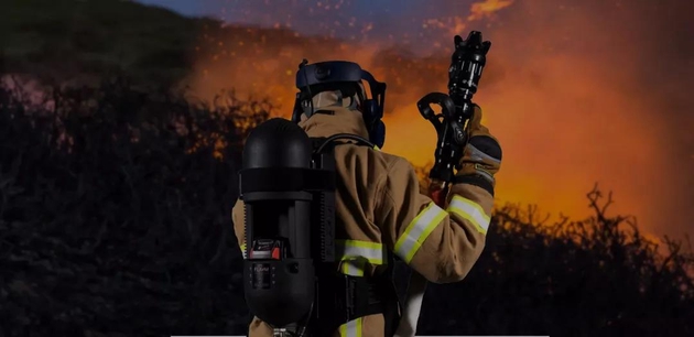 万元级超高端VR头显存在的意义是什么?休闲区蓝鸢梦想 - Www.slyday.coM 万元级超高端VR头显存在的意义是什么?休闲区蓝鸢梦想 - Www.slyday.coM