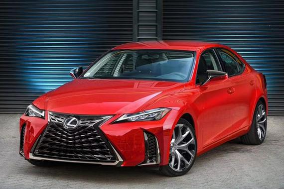 千呼万唤始出来 疑似全新雷克萨斯IS实车曝光