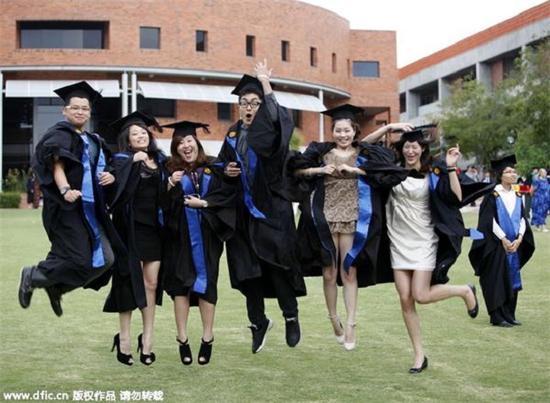 中国累计出国留学人数达404万 去年回国近41