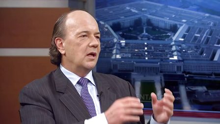 《货币战争》作者:黄金将涨到10000美元|黄金