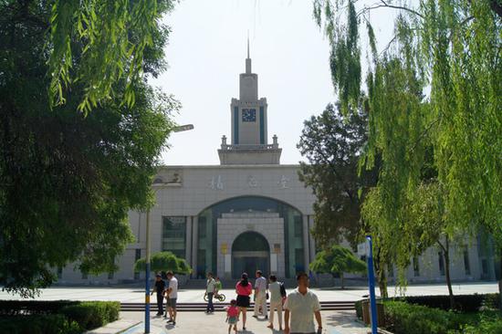 图为兰州大学