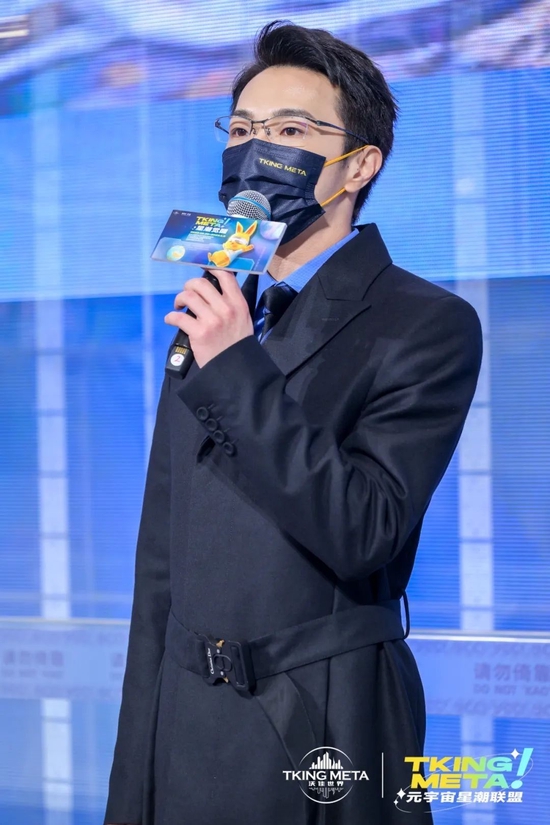 (沃佳科技创始人&总裁罗伟业先生在巡展开幕现场致辞)