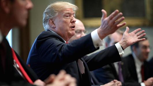 特朗普威胁对欧盟汽车征收报复性关税