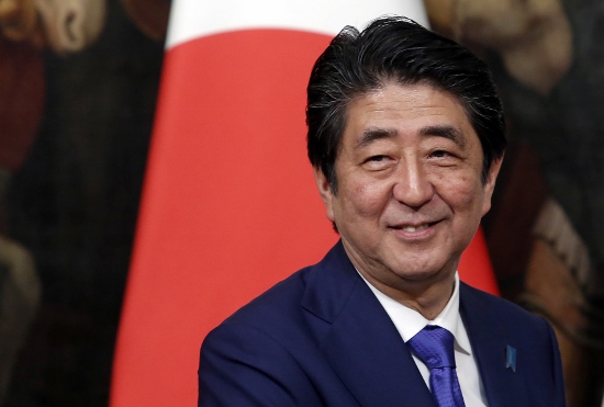 日本首相安倍晋三:希望企业明年能加薪3%或更高_新浪财经_新浪网