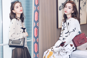 Angelababy星星上衣配纱裙少女感十足