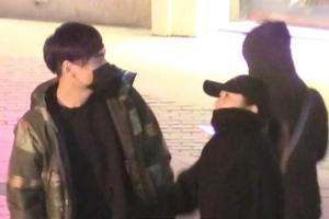 何洁与鼓手刁磊曝恋情 当街约会很甜蜜