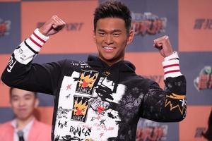 白不回来了？孙杨集训晒黑变“包公脸”