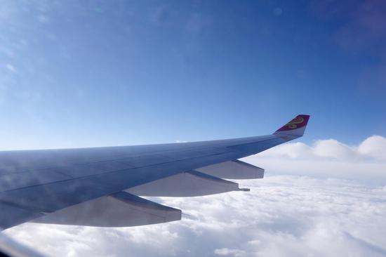 郎朗为海南航空国际航线代言人,海南航空将于1月21日正式开通长沙=洛杉矶国际航线。