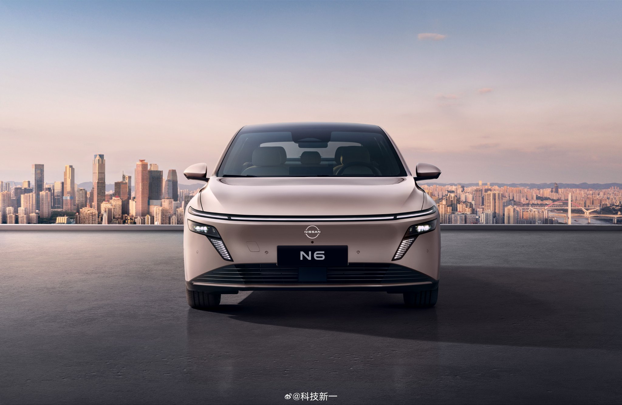 东风日产N6插混版发布，纯电续航超150公里