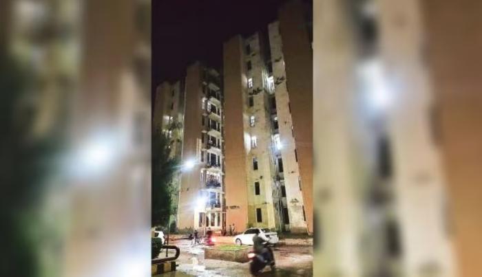 印度两教师受绝命毒师启发制毒1.5亿卢比