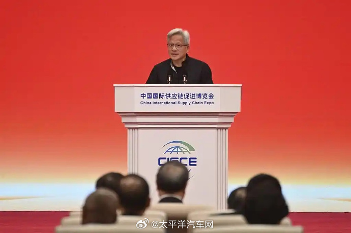 英伟达CEO称非常想买小米汽车