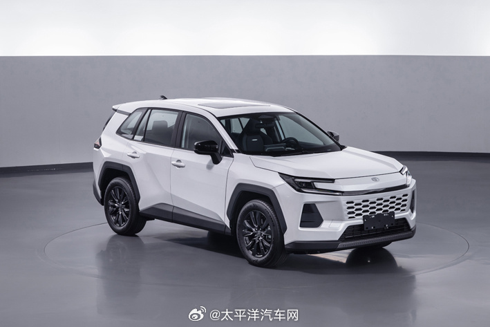 丰田威兰达换代申报图曝光，前脸融合bZ4X与凯美瑞设计