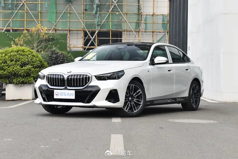 宝马召回超23万辆国产X5、5系等车型，涉电源连接器及高压系统隐患