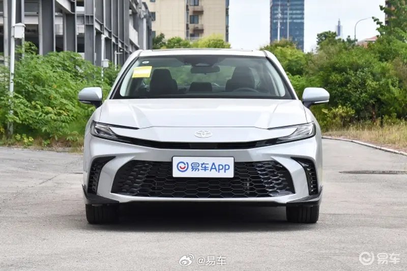 2026款凯美瑞上市17.18万起，智能科技升级运动版增配