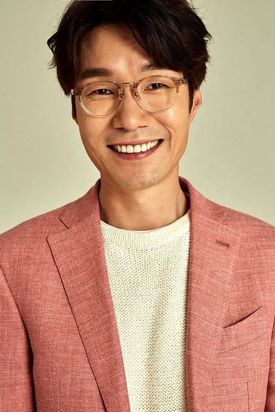 韩国演员宋英奎车内身亡，曾涉酒驾被捕