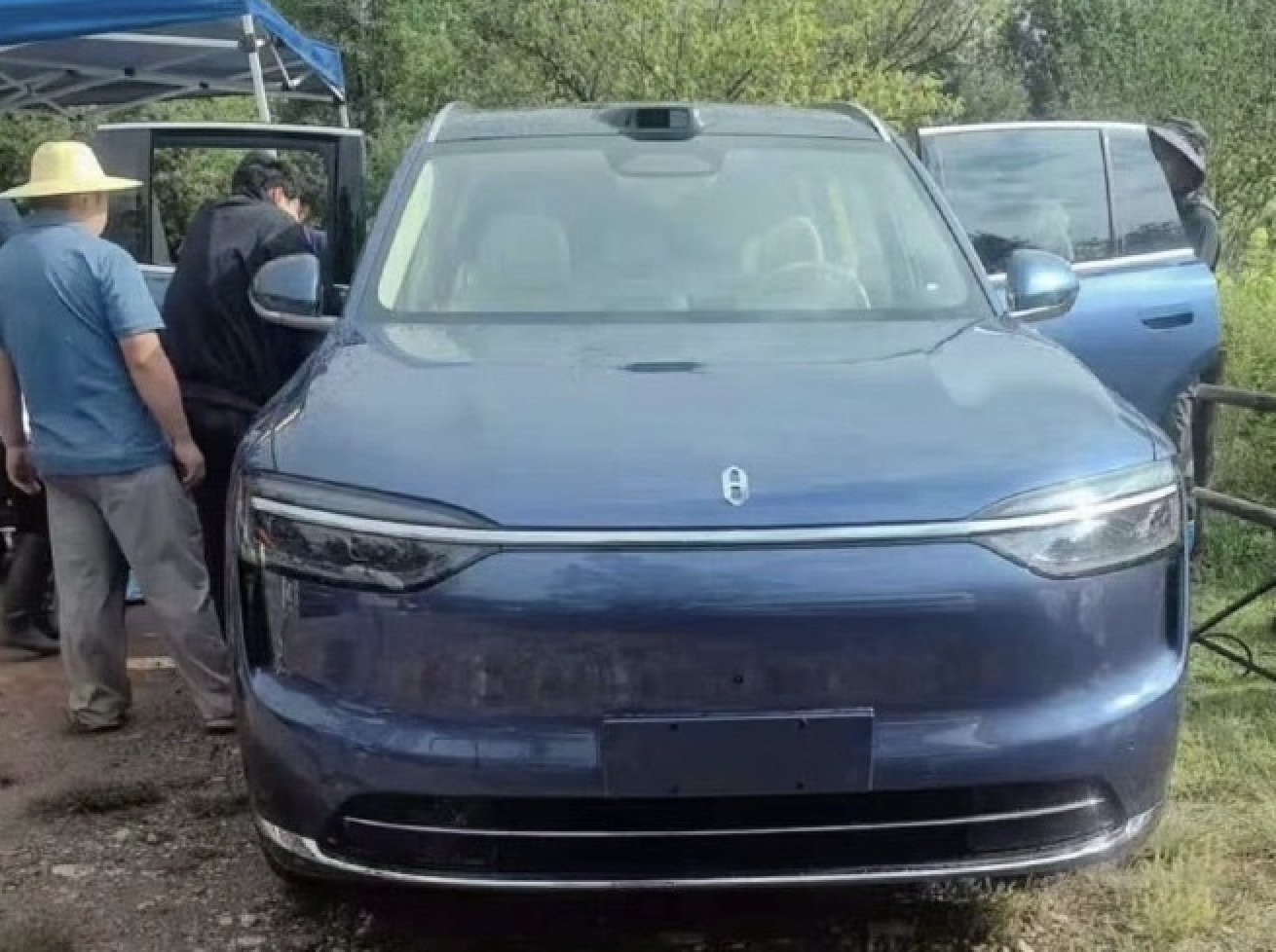 问界M7新款曝光，设计参考M8和M9