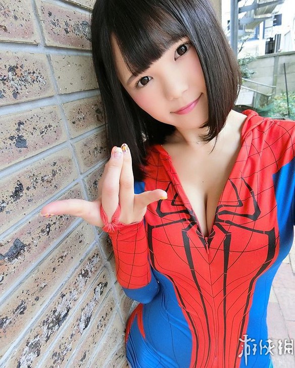 日本DJ小姐姐Mel童顏巨乳身材傲人衣服都快要被撐爆了