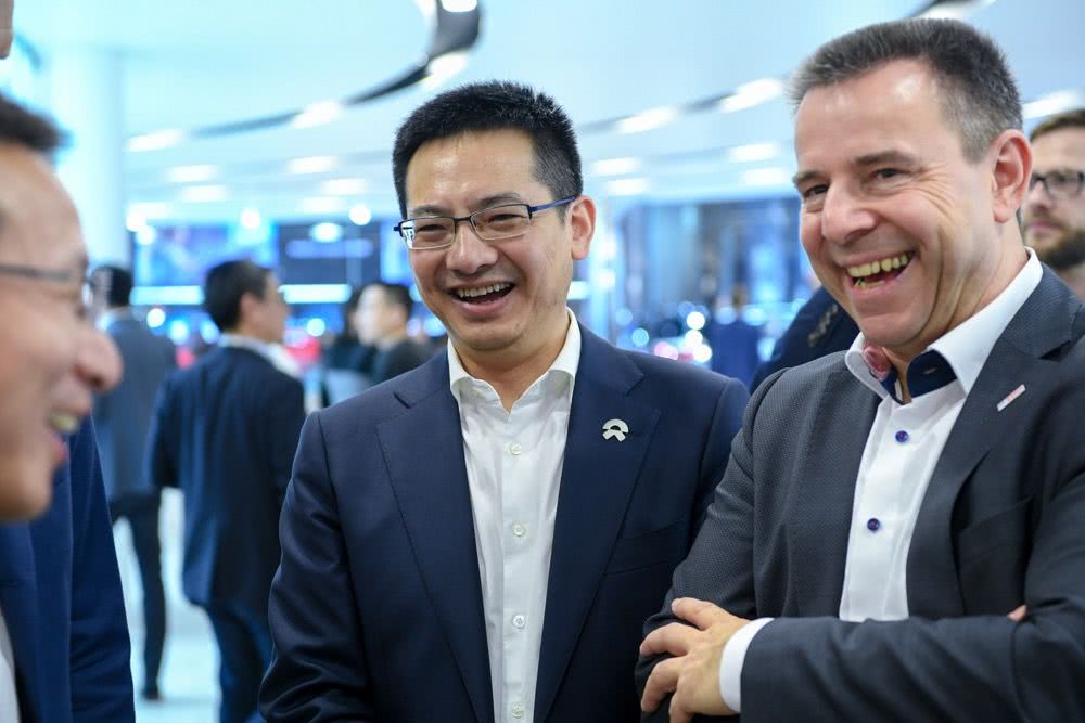 蔚来老总_蔚来汽车(2)