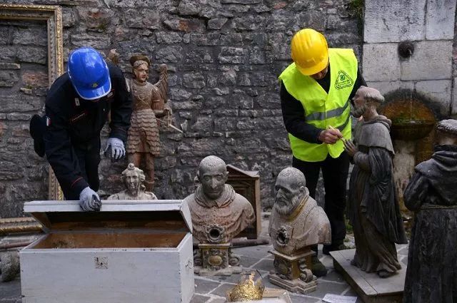 �����ܱ��Ӻ�������Ա���������������/ͼ��