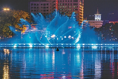 肇庆:梦幻音乐喷泉亮相