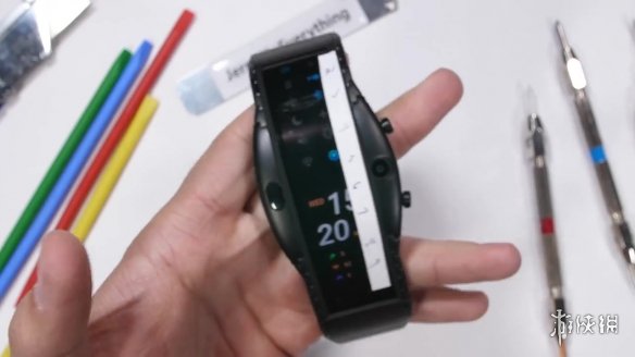 虐机达人暴力上线!可穿戴努比亚α究竟表现如何?