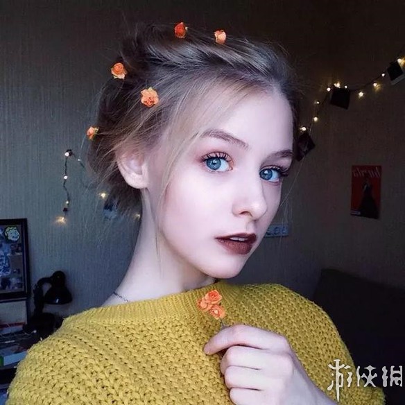 俄罗斯小姐姐长着一副精致娃娃脸 人美声甜完美身材