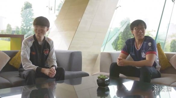 ӢˡFakerʹʦDoublelift ʷԻ