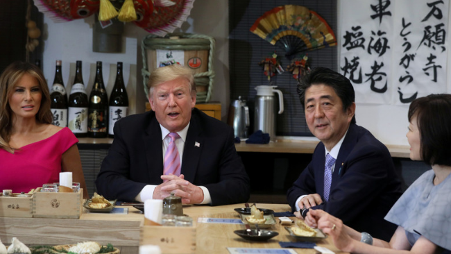 日本刚解禁美国牛肉就招待特朗普 日民众不满