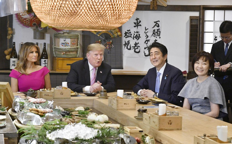 日本刚解禁美国牛肉就招待特朗普 日民众不满