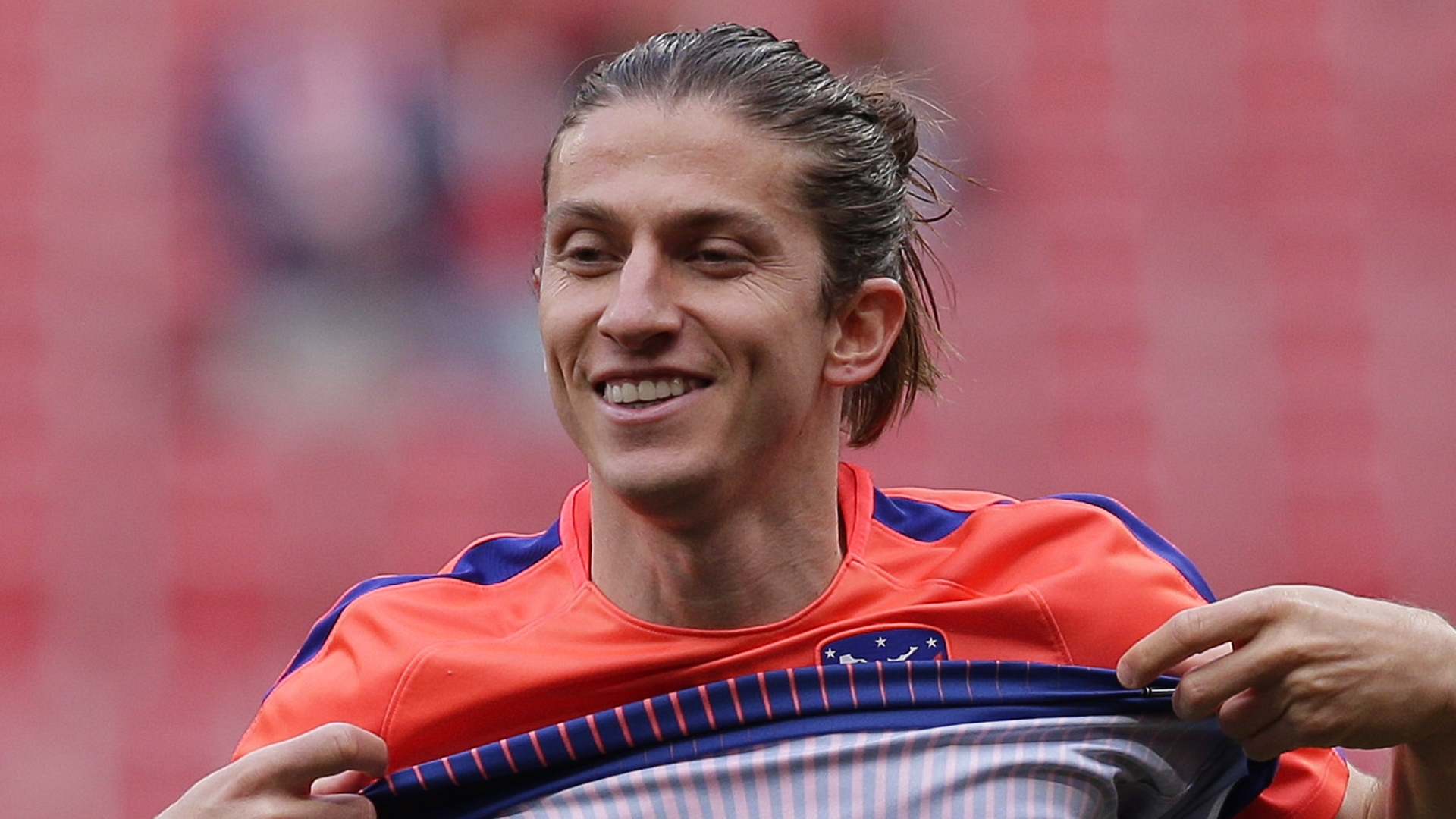 补强左后卫 巴塞罗那想要免签马竞菲利佩