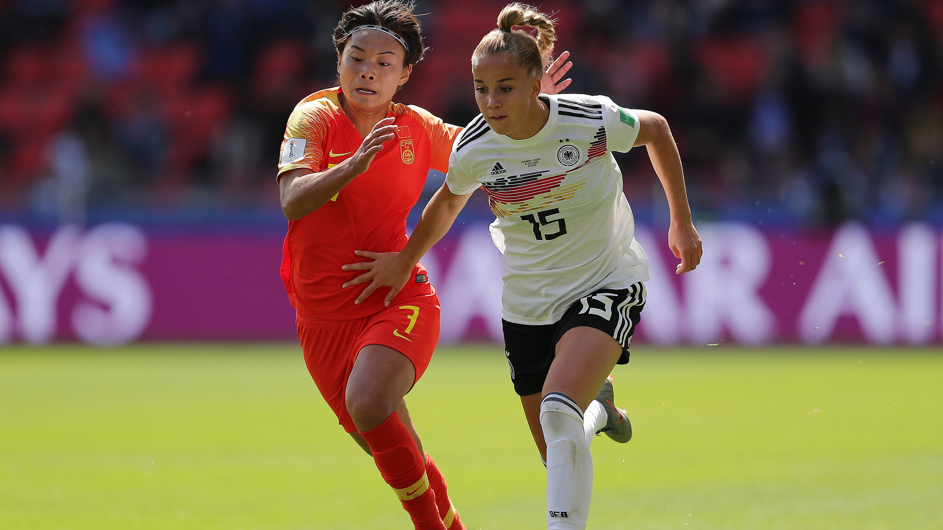 中国女足出征东亚杯 将再次面对日韩女足_球天下体育