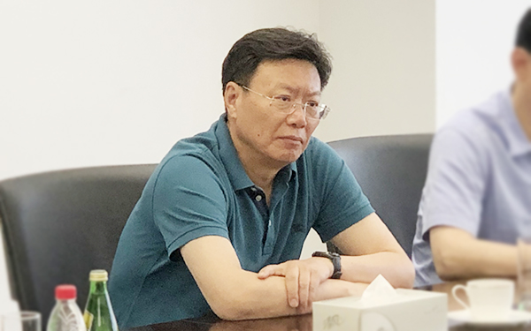 均胜电子董事长_董事长办公室图片(2)